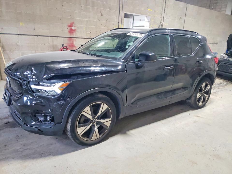 2021 Volvo Xc40 VIN YV4ED3UR1M2614163 — COPART salvage auction photo