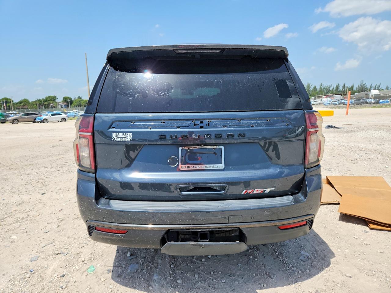 2021 Chevrolet Suburban VIN 1GNSCEKD7MR216787 COPART salvage auction — Minor Dent/Scratches, VA - CERTIFICATE OF TITLE, sold $18,500 on 2026-08-27 (photo 6)