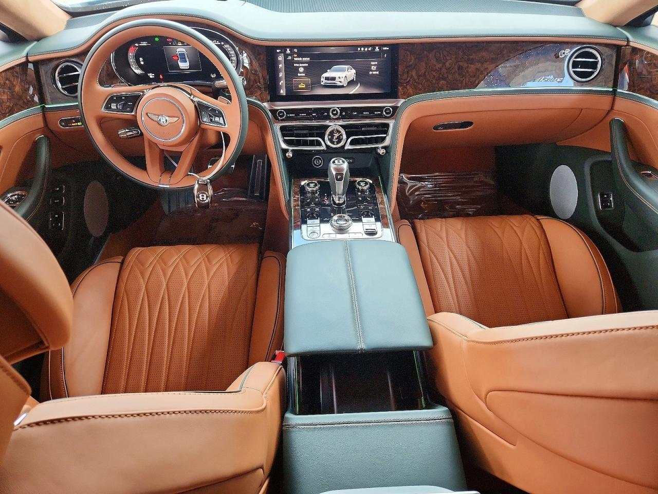 2026 Bentley Flying spur VIN SCBBP6ZG7TC025989 COPART salvage auction — Rear End, FL - CERT OF TITLE SLVG REBUILDABLE, sold $178,000 on 2026-09-03 (photo 8)