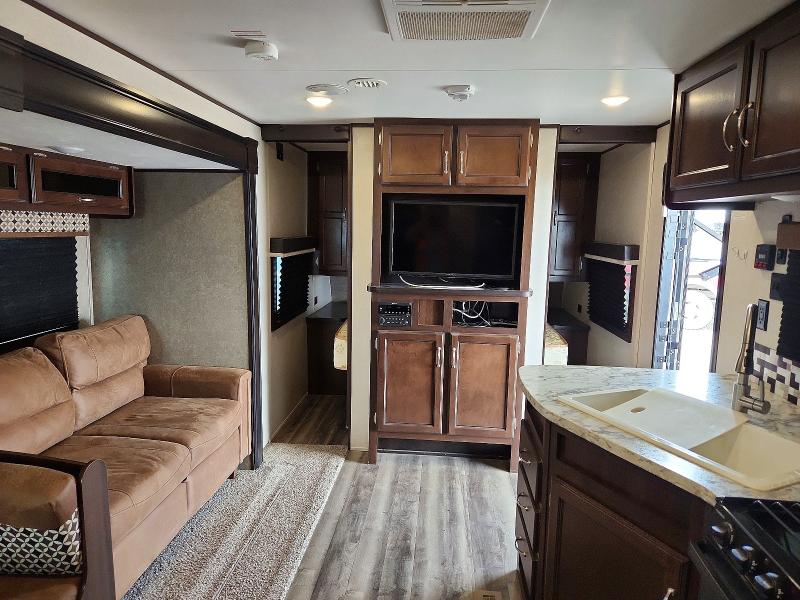 2018 Jayc Trailers VIN 1UJBJ0BP7J75W0610 COPART salvage auction — HAIL, UT - SALVAGE CERTIFICATE, sold $4,950 on 2026-09-18 (photo 5)