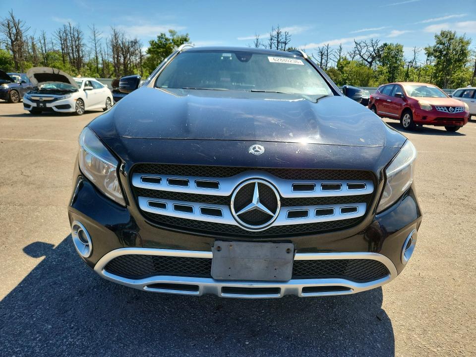 2019 Mercedes-benz VIN WDCTG4EB7KJ576914 COPART salvage auction — WATER/FLOOD, NY - MV907A-FLOOD SALVAGE, sold $2,550 on 2026-08-19 (photo 5)