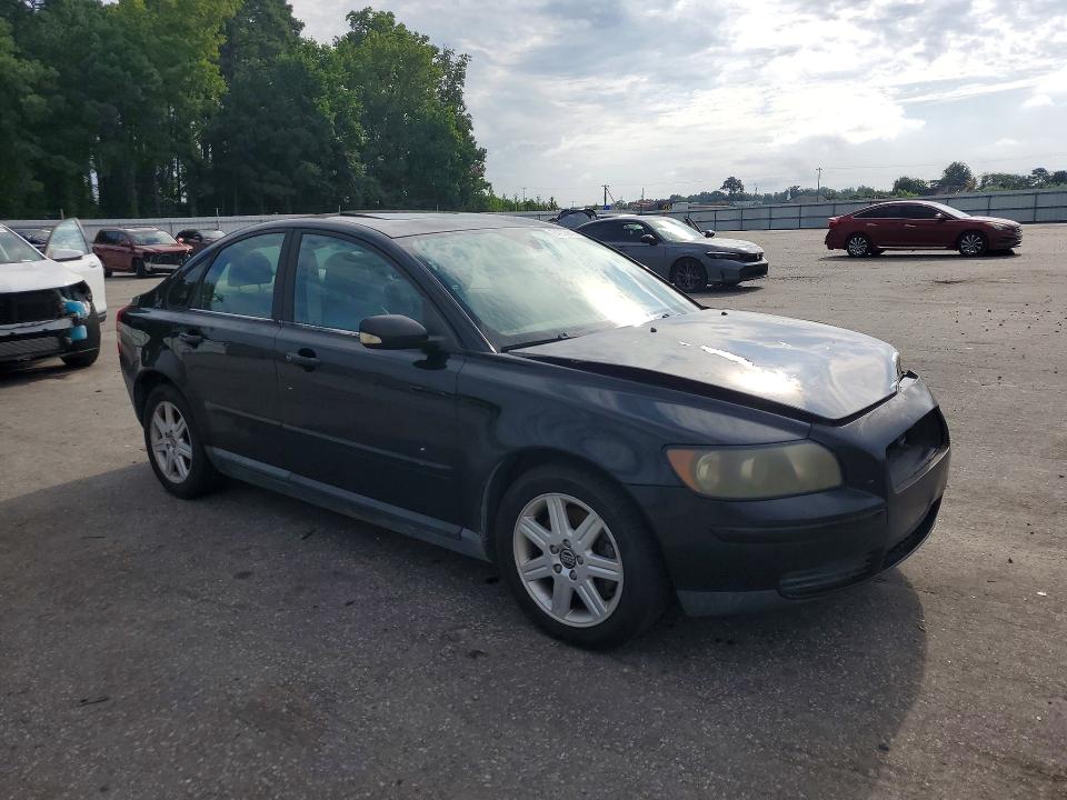 2006 Volvo S40 VIN YV1MS382862177129 COPART salvage auction — FRONT END, Nc - Salvage Certificate Of Title, sold $375 on 2026-08-20 (photo 4)