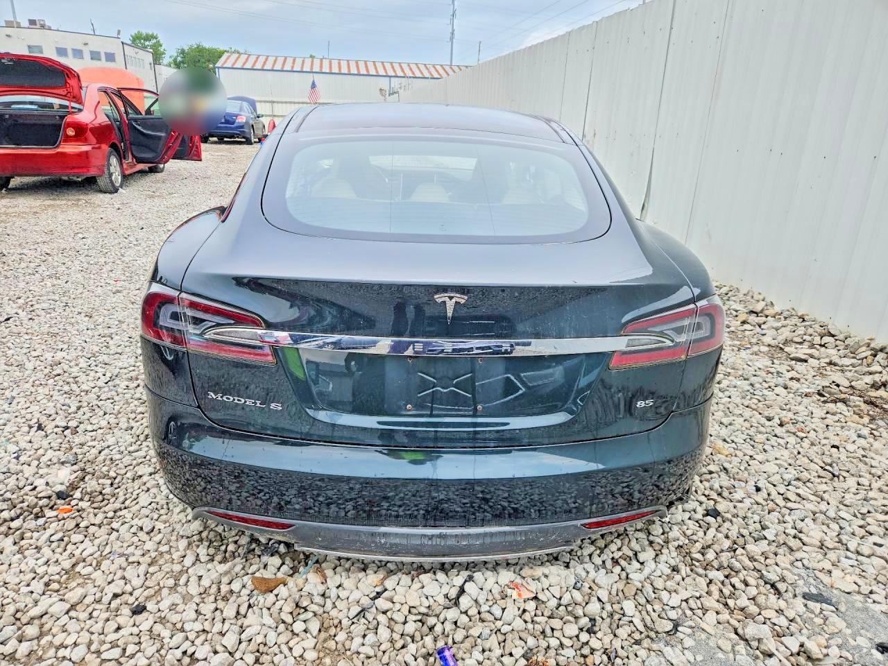 2013 Tesla Model s VIN 5YJSA1CN2DFP05490 COPART salvage auction — Front End, Ct - Clean Title, sold $150 on 2026-09-25 (photo 6)