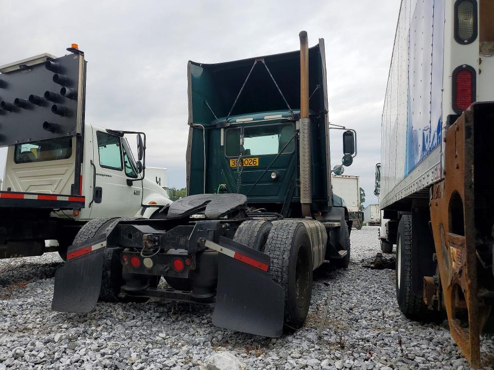 2016 Mack Cxu612 VIN 1M1AW01X4GM007972 COPART salvage auction — NORMAL WEAR, OK - CERTIFICATE OF TITLE, sold $4,975 on 2026-09-04 (photo 3)