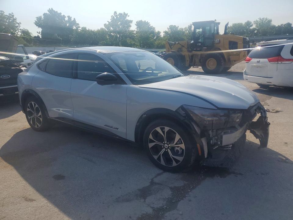 2023 Ford Mustang mach-e VIN 3FMTK3SU5PMA96607 COPART salvage auction — FRONT END, Fl - Certificate Of Destruction, sold $8,600 on 2026-08-21 (photo 4)