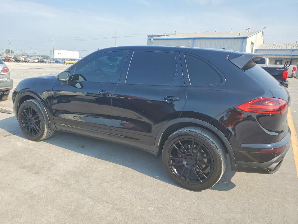 2016 Porsche Cayenne VIN WP1AA2A2XGLA04092 COPART salvage auction — MINOR DENT/SCRATCHES, OK - CERTIFICATE OF TITLE, sold $4,600 on 2026-08-12 (photo 2)