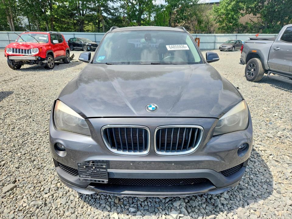 2015 BMW X1 VIN WBAVL1C56FVY36432 COPART salvage auction — MINOR DENT/SCRATCHES, Mt - Certificate Of Title, sold $475 on 2026-09-26 (photo 5)