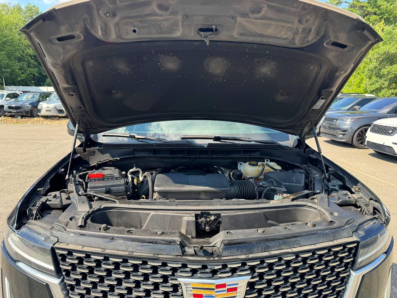 2023 Cadillac Escalade VIN 1GYS4KKL8PR217697 COPART salvage auction — Minor Dent/Scratches, NJ - CERTIFICATE OF TITLE (P), sold $33,250 on 2026-08-12 (photo 8)