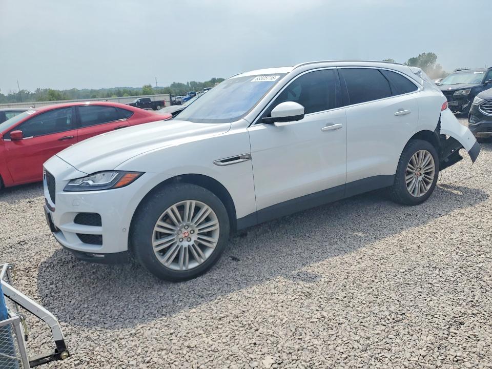 2020 Jaguar F-pace VIN SADCN2GX1LA643909 — COPART salvage auction photo