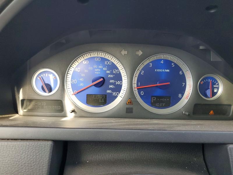 2013 Volvo Xc90 VIN YV4952CF5D1665199 COPART salvage auction — MINOR DENT/SCRATCHES, Ca - Dis/Dlr/Exp Only Clean Title, sold $1,100 on 2026-08-20 (photo 9)