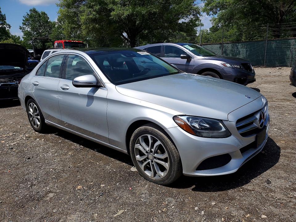2016 Mercedes-benz C-klasse VIN WDDWF4KB9GR146956 COPART salvage auction — FRONT END, Md - Certificate Of Title, sold $3,900 on 2026-08-15 (photo 4)