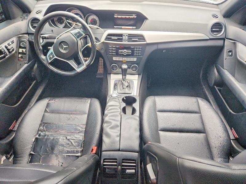 2013 Mercedes-benz C-klasse VIN WDDGF8AB1DR292731 COPART salvage auction — FRONT END, Md - Cert Of Salvage > 75% Damage, sold $1,200 on 2026-08-21 (photo 8)