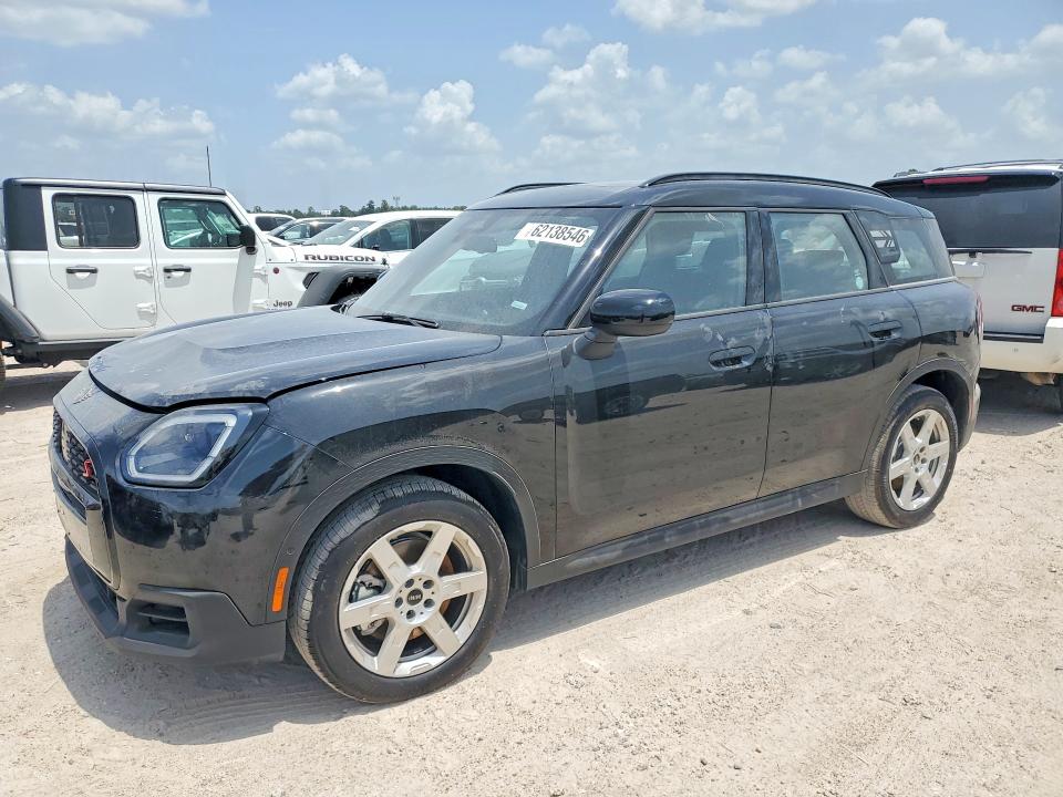 2027 Mini Countryman VIN WMZ23GA03V7V53215 — COPART salvage auction photo