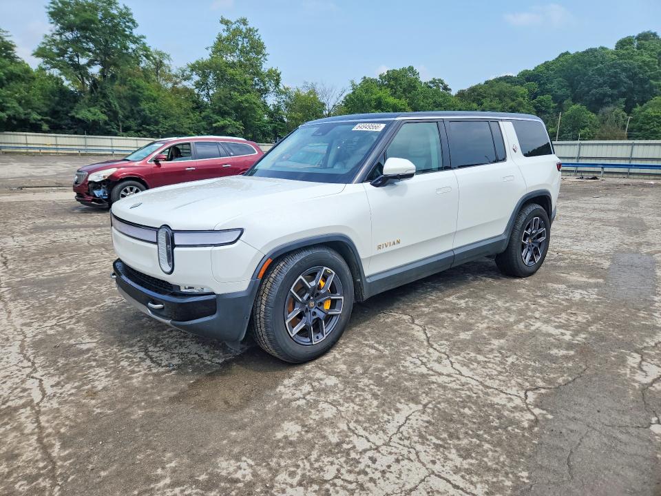 2023 Rivian R1s VIN 7PDSGABA3PN019549 — COPART salvage auction photo