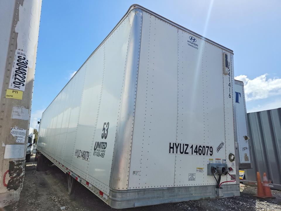 2025 Hyun Trailer VIN 3H3V532K2SS146079 COPART salvage auction — ROOF, TX - SALVAGE VEHICLE TITLE, sold $11,200 on 2026-09-01 (photo 4)