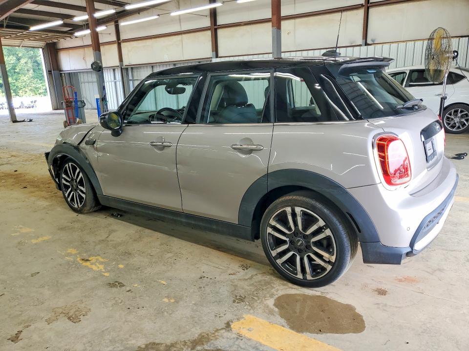 2022 Mini Cooper VIN WMW53DK09N2P89288 COPART salvage auction — FRONT END, Md - Dealer Only Clean Title, sold $4,950 on 2026-08-19 (photo 2)