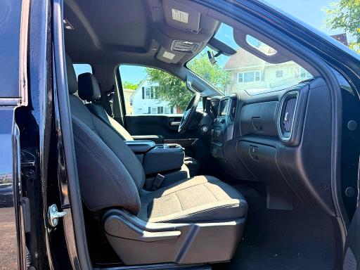 2020 Chevrolet Silverado VIN 1GCRWCED5LZ168171 COPART salvage auction — MINOR DENT/SCRATCHES, In - Certificate Of Title (P), sold $9,700 on 2026-08-24 (photo 5)
