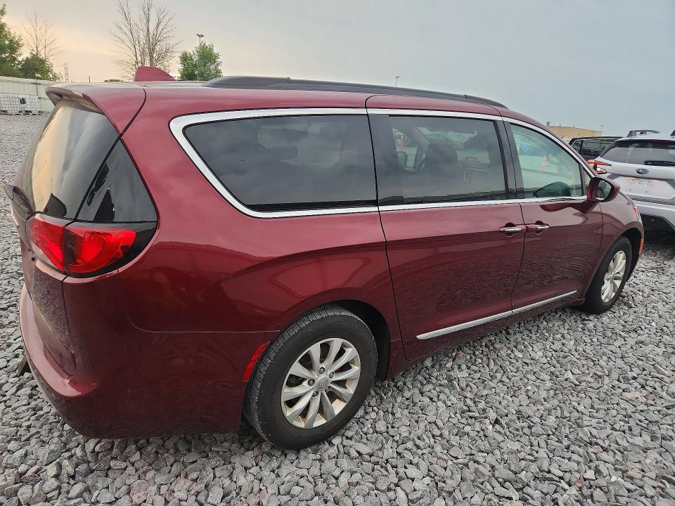 2017 Chrysler Pacifica VIN 2C4RC1BG1HR553692 COPART salvage auction — MECHANICAL, Wi - Certificate Of Title, sold $1,950 on 2026-09-18 (photo 3)