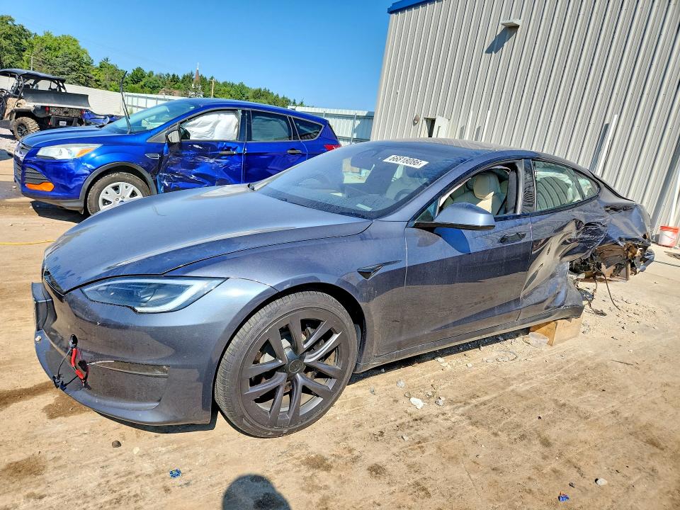 2023 Tesla Model s VIN 5YJSA1E54PF520164 — COPART salvage auction photo