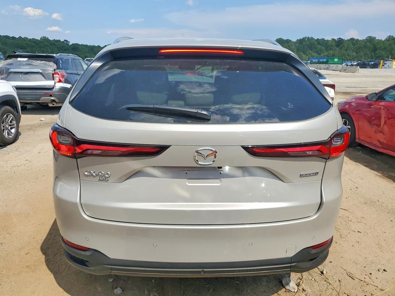 2026 Mazda CX-90 VIN JM3KKBHD1T1389839 COPART salvage auction — Front End, C0 - Clean Title, sold $8,600 on 2026-09-02 (photo 6)