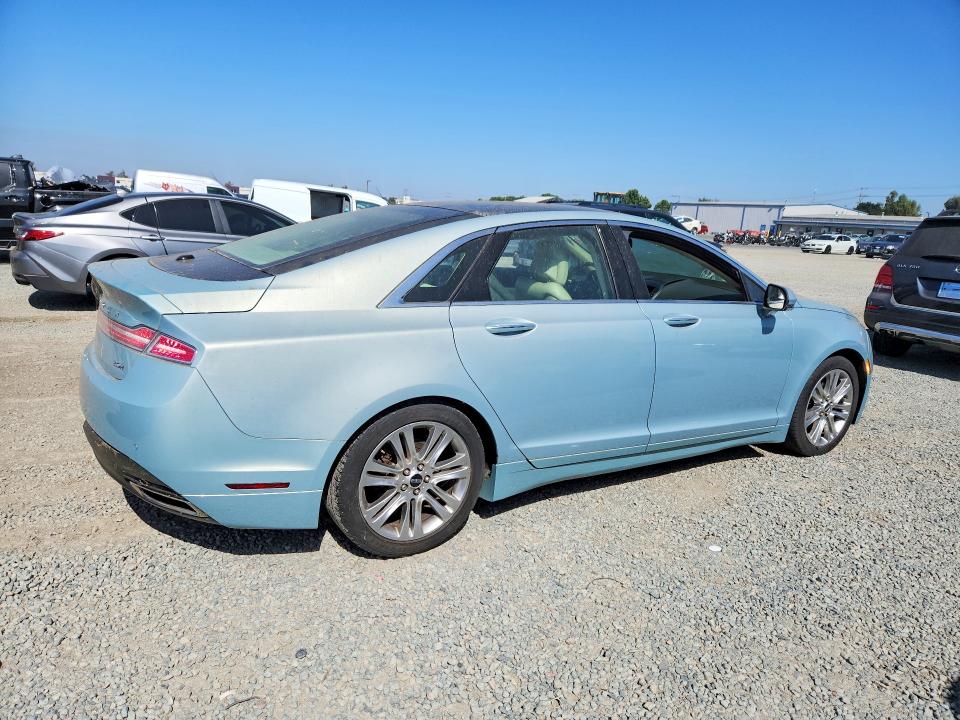 2014 Lincoln Mkz VIN 3LN6L2LU3ER814190 COPART salvage auction — MINOR DENT/SCRATCHES, NY - DIS/DLR/EXP CLEAN TITLE, sold $2,500 on 2026-09-10 (photo 3)