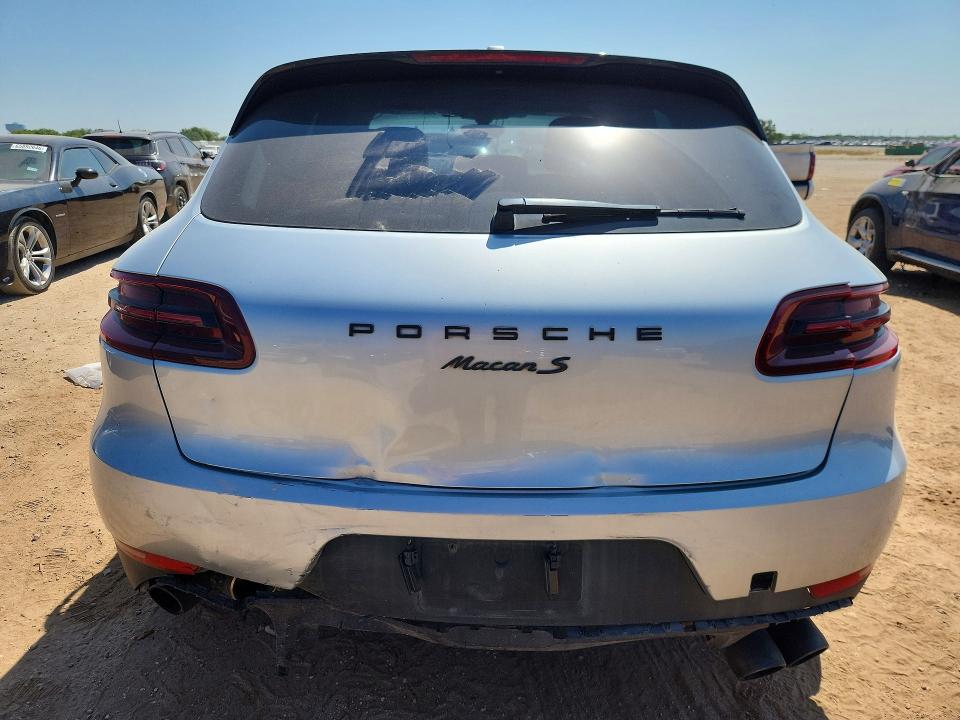 2015 Porsche Macan VIN WP1AB2A56FLB41519 COPART salvage auction — MINOR DENT/SCRATCHES, TX - CERTIFICATE OF TITLE, sold $5,400 on 2026-10-08 (photo 6)