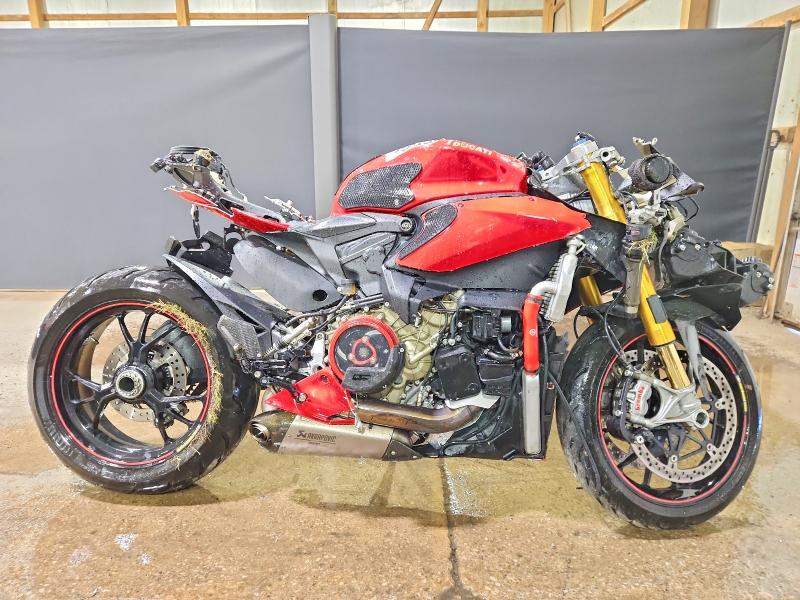 2016 Ducati Superbike VIN ZDM14BYW4GB006156 COPART salvage auction — ALL OVER, Oh - Cert Of Title-Salvage, sold $3,000 on 2026-08-20 (photo 1)