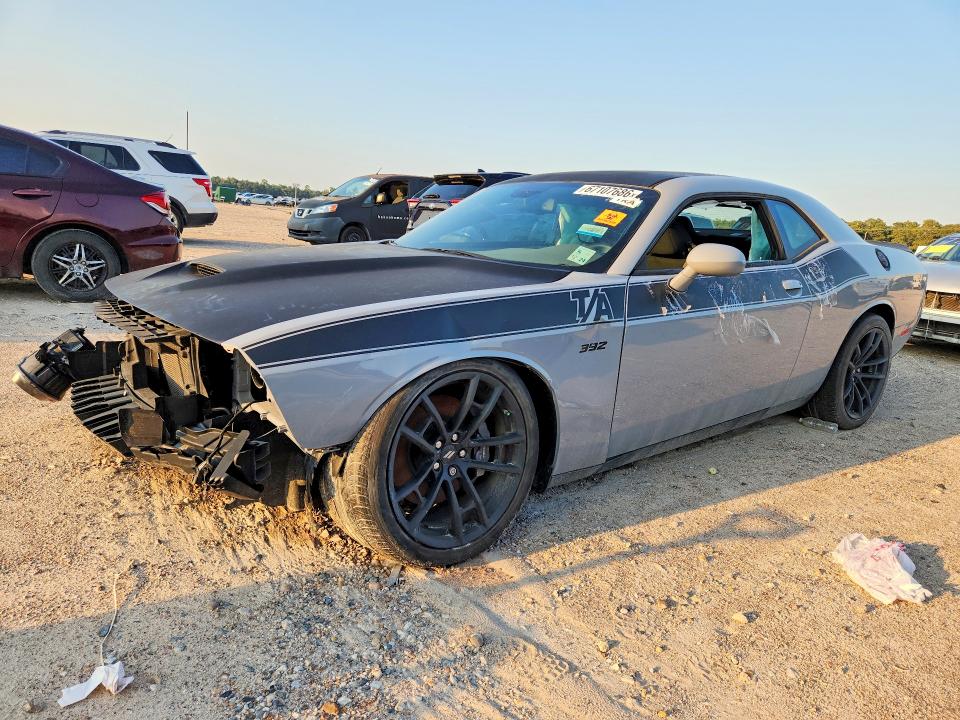 2022 Dodge Challenger VIN 2C3CDZFJ1NH172051 — COPART salvage auction photo
