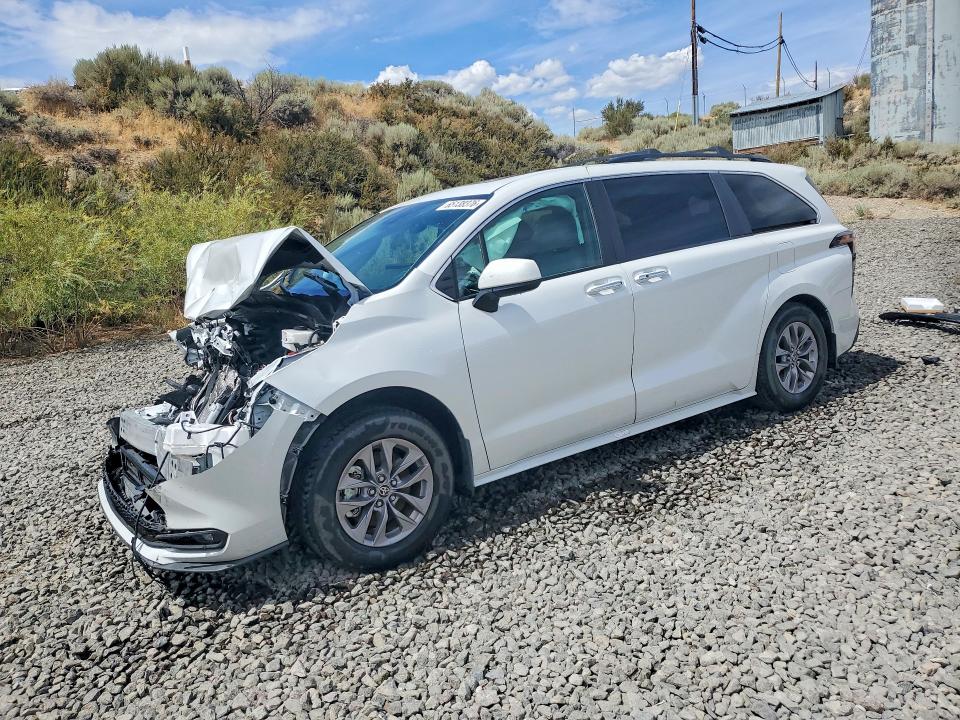 2025 Toyota Sienna VIN 5TDYSKFCXSS201821 — COPART salvage auction photo