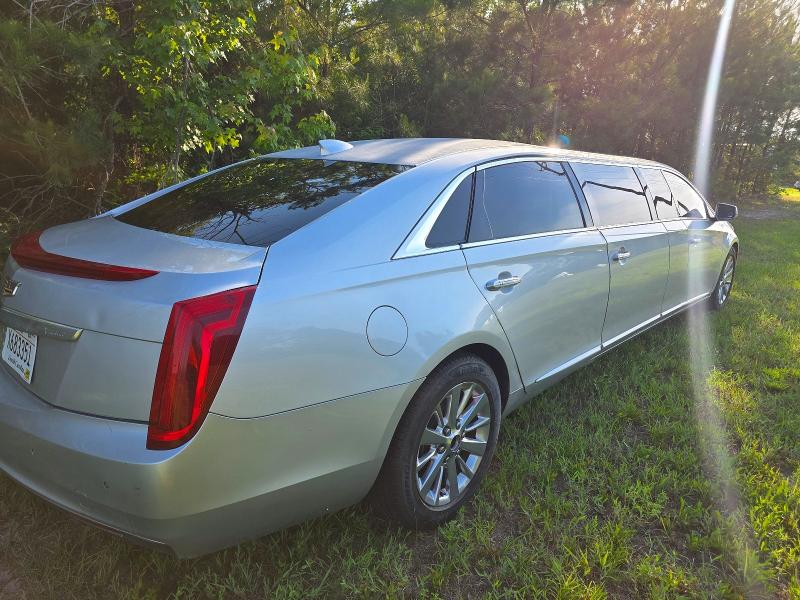 2017 Cadillac XTS VIN 2GEXG6U30H9550146 COPART salvage auction — MINOR DENT/SCRATCHES, Nv - Dealer Only Clean Title (P), sold $2,150 on 2026-08-31 (photo 4)
