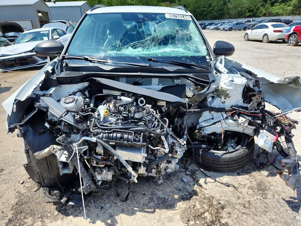 2026 Volkswagen Taos VIN 3VV5C7B23TM064931 COPART salvage auction — FRONT END, VA - CERT OF TITLE - SALVAGE, sold $850 on 2026-09-01 (photo 5)