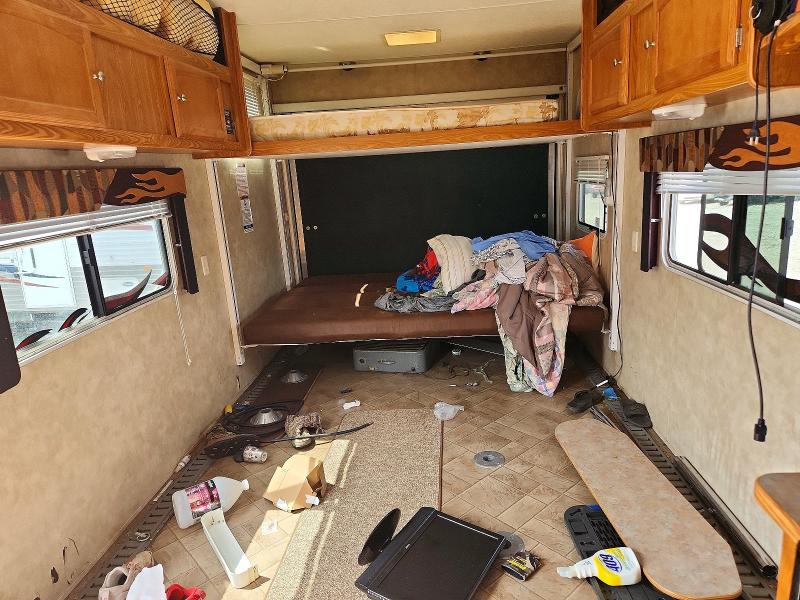 2009 Dutchmen Ntense VIN 47CTN1P299G529462 COPART salvage auction — FRONT END, MI - CERTIFICATE OF TITLE, sold $825 on 2026-09-15 (photo 6)