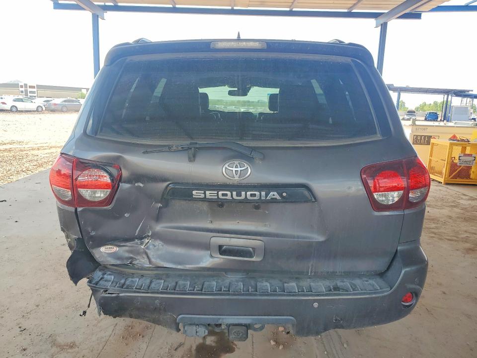 2018 Toyota Sequoia VIN 5TDBY5G11JS158651 COPART salvage auction — SIDE, Az - Cert Of Title - Salvage, sold $8,400 on 2026-08-20 (photo 6)