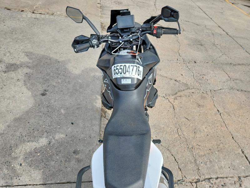 2024 Ktm 890 adventure VIN VBKTS6407RM879098 COPART salvage auction — FRONT END, Co - Public - Salvage Title, sold $4,950 on 2026-10-08 (photo 6)