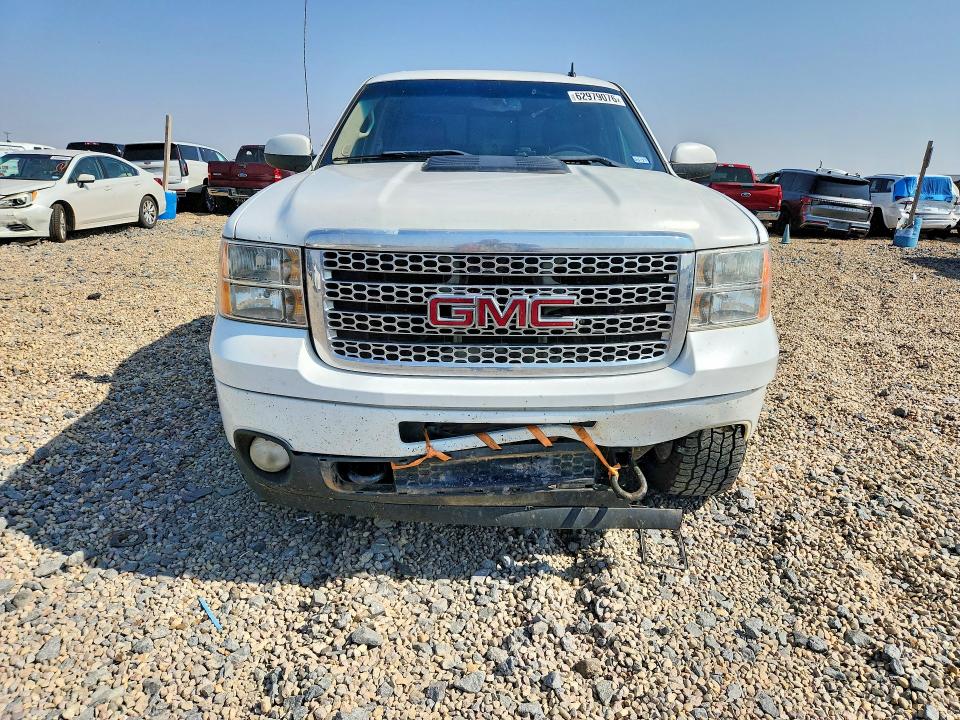 2014 Gmc SIERRA VIN 1GT125EG5EF172594 COPART salvage auction — FRONT END, Tx - Salvage Vehicle Title, sold $5,300 on 2026-08-27 (photo 5)