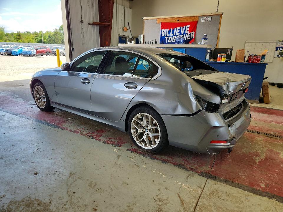 2025 BMW 3er VIN 3MW89CW07S8F35169 COPART salvage auction — REAR END, Ny - Mv-907A Salvage Certificate, sold $13,500 on 2026-08-24 (photo 2)