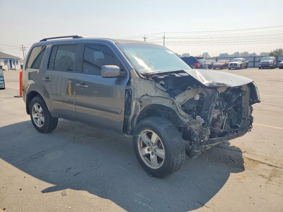 2011 Honda Pilot VIN 5FNYF4H59BB063076 COPART salvage auction — FRONT END, CT, sold $1,000 on 2026-09-03 (photo 4)