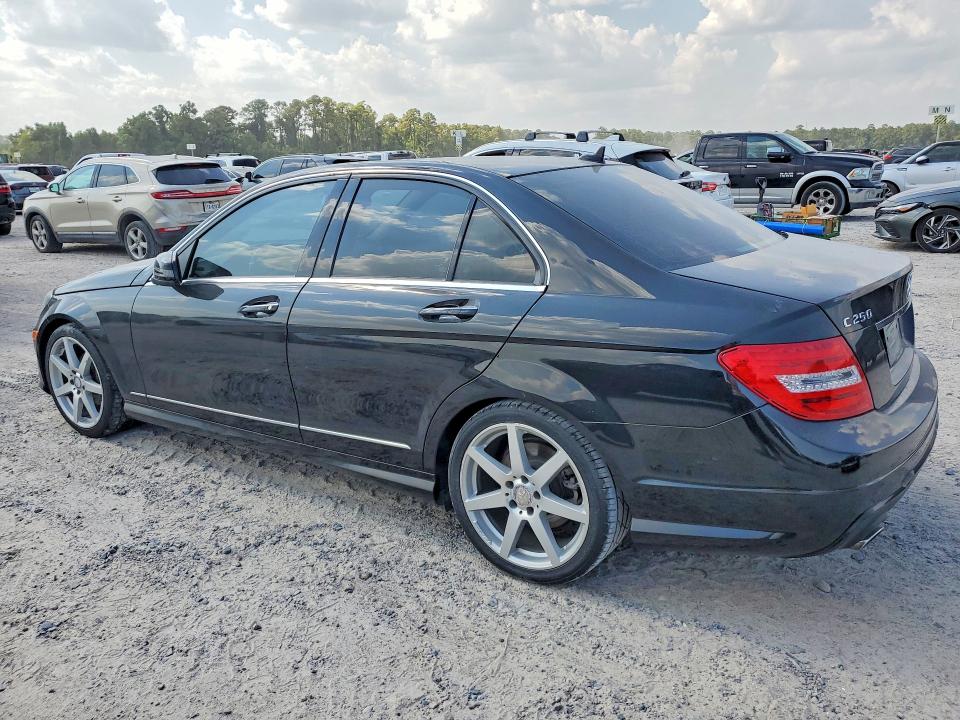 2014 Mercedes-benz C-klasse VIN WDDGF4HB0EA954653 COPART salvage auction — WATER/FLOOD, Tx - Salvage Title-Flood Damage, sold $500 on 2026-08-07 (photo 2)