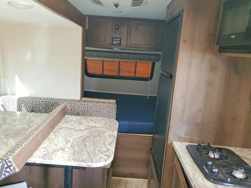 2019 Kz-rv St320vik VIN 4EZTA1710K4076102 COPART salvage auction — UNDERCARRIAGE, UT - SALVAGE CERTIFICATE, sold $525 on 2026-09-03 (photo 5)