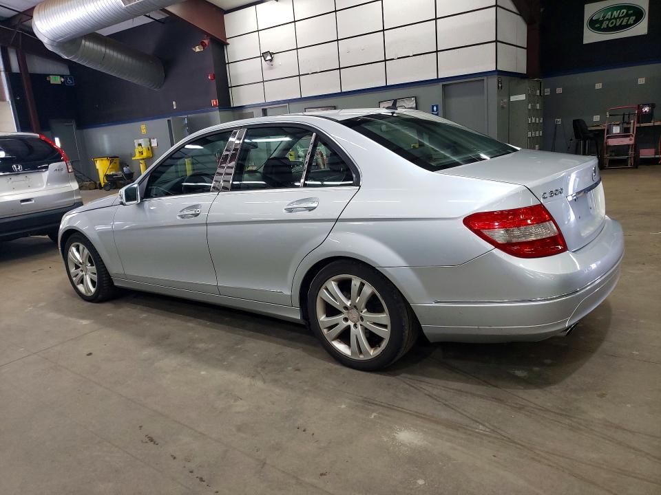 2010 Mercedes-benz C-klasse VIN WDDGF8BB8AR105933 COPART salvage auction — MINOR DENT/SCRATCHES, Ma - Certificate Of Title (P), sold $1,650 on 2026-08-12 (photo 2)