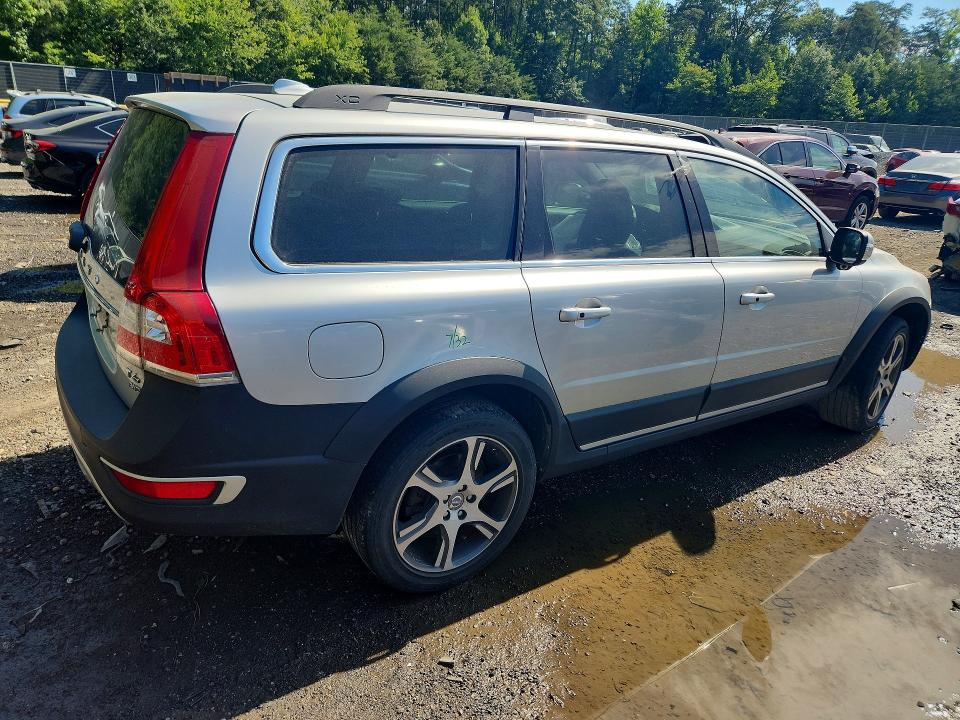 2015 Volvo Xc70 VIN YV4902NC1F1189179 COPART salvage auction — ROOF, Md - Cert Of Salvage < 75% Damage, sold $2,800 on 2026-08-21 (photo 3)