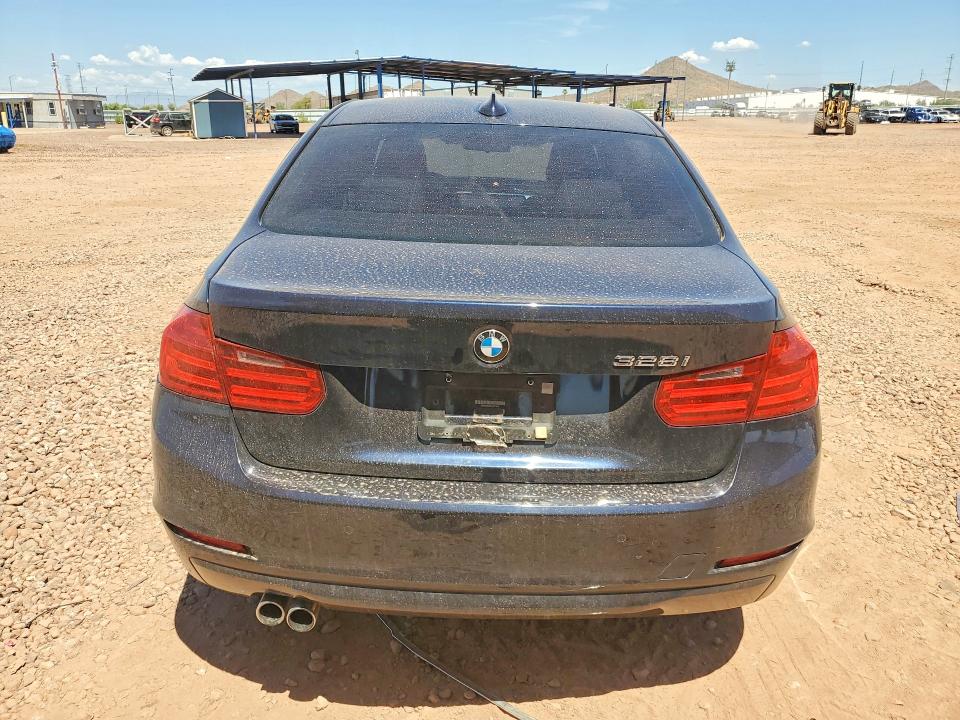 2013 BMW 3er VIN WBA3A5C55DJ461626 COPART salvage auction — FRONT END, Az - Cert Of Title - Salvage, sold $1,300 on 2026-09-03 (photo 6)