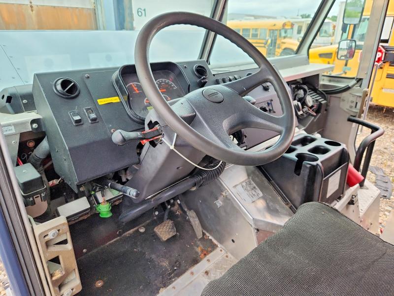 2021 Freightliner Mt45g VIN 4UZAC2GA1MCMM9385 COPART salvage auction — FRONT END, WI - CERTIFICATE OF TITLE, sold $13,000 on 2026-09-08 (photo 8)