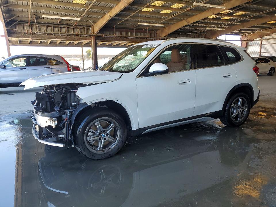 2026 BMW X1 VIN WBX73EF01T5621185 — COPART salvage auction photo
