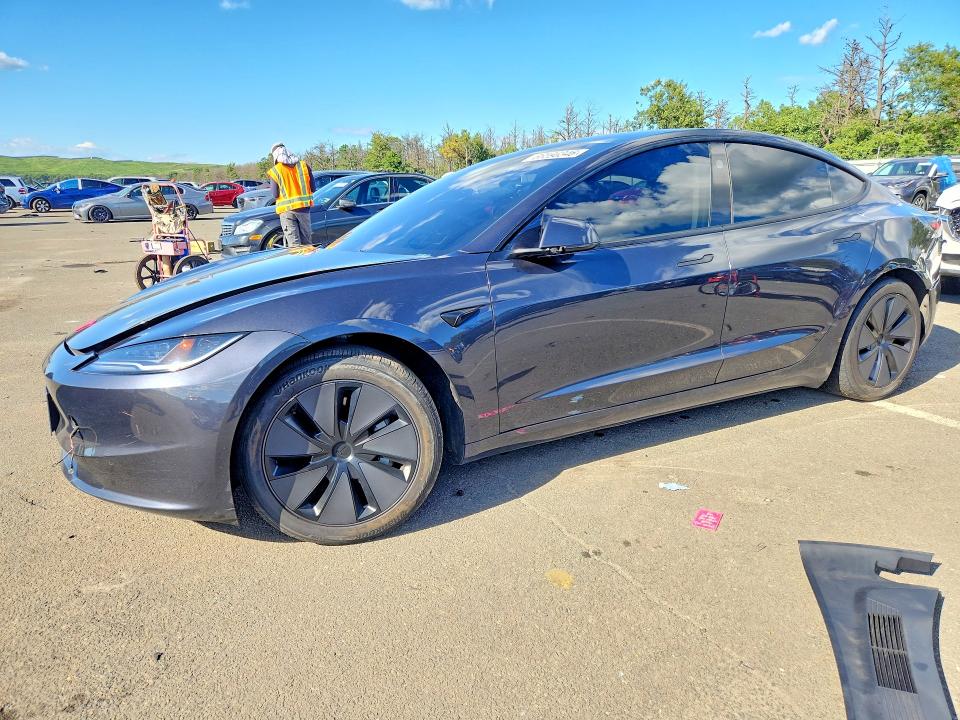 2024 Tesla Model 3 VIN 5YJ3E1EA6RF761927 — COPART salvage auction photo