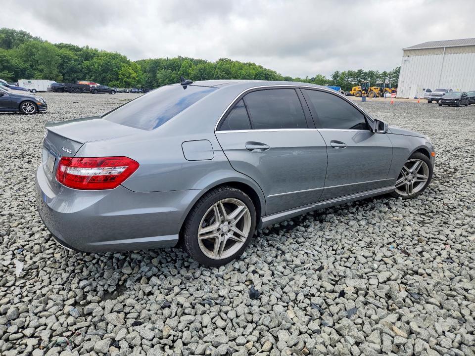 2011 Mercedes-benz E-class VIN WDDHF8HB7BA434313 COPART salvage auction — FRONT END, NJ - CERT OF TITLE-SALVAGE (P), sold $1,350 on 2026-08-12 (photo 3)
