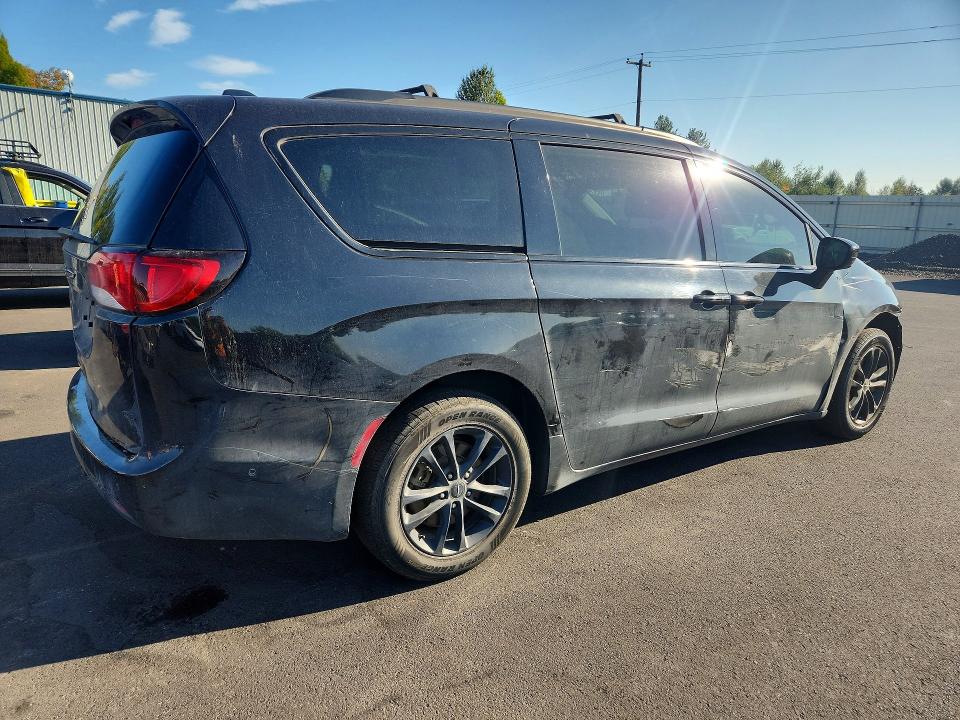 2020 Chrysler Pacifica VIN 2C4RC3BG0LR263674 COPART salvage auction — FRONT END, Or - Certificate Of Title, sold $4,050 on 2026-09-14 (photo 3)