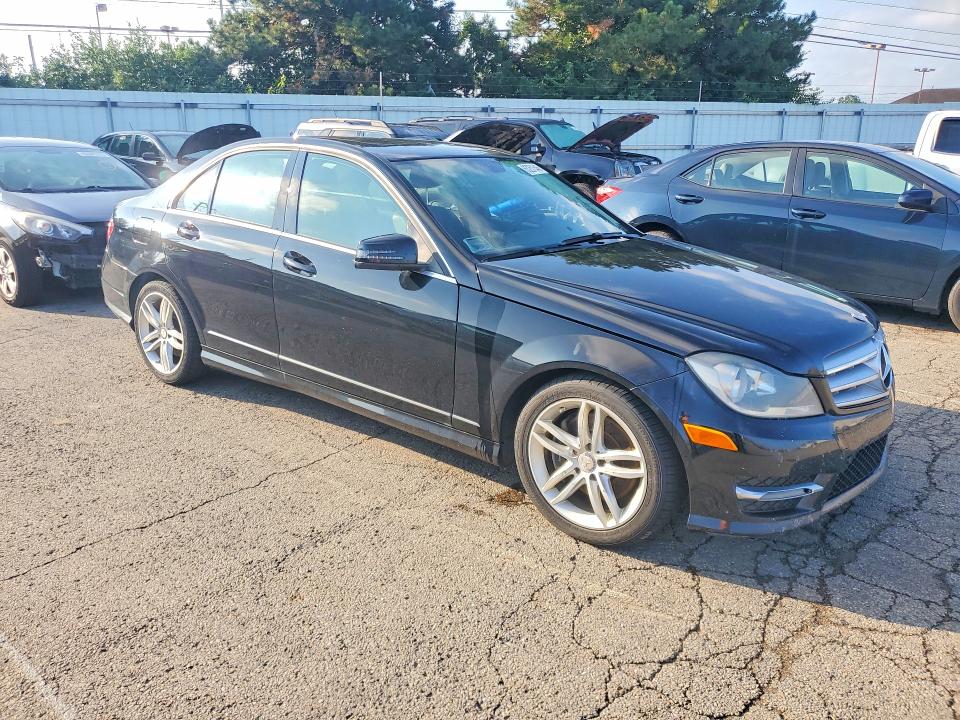 2013 Mercedes-benz VIN WDDGF8AB4DA835827 COPART salvage auction — FRONT END, OH - CERTIFICATE OF TITLE, sold $850 on 2026-08-14 (photo 4)