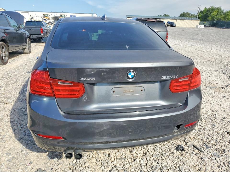2013 BMW 3er VIN WBA3B5G55DNS02795 COPART salvage auction — MECHANICAL, Tn - Certificate Of Title, sold $425 on 2026-08-20 (photo 6)