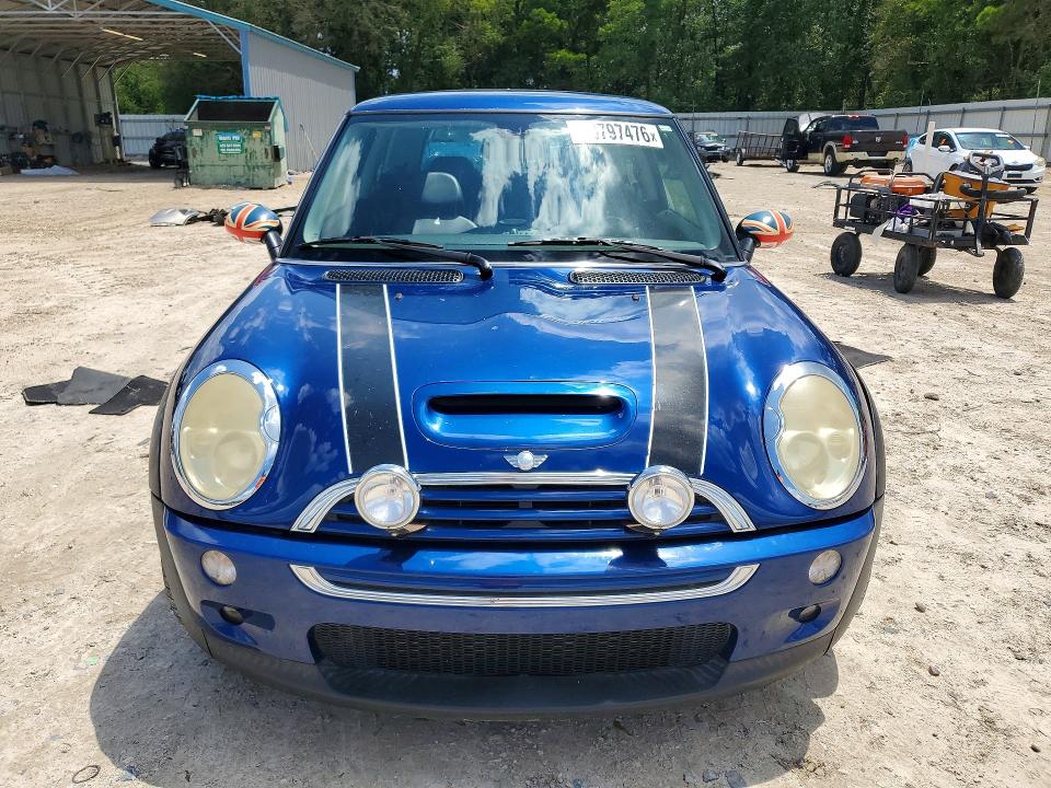 2003 Mini Cooper VIN WMWRE33493TD72528 COPART salvage auction — MINOR DENT/SCRATCHES, Fl - Cert Of Title Slvg Rebuildable, sold $275 on 2026-08-14 (photo 5)